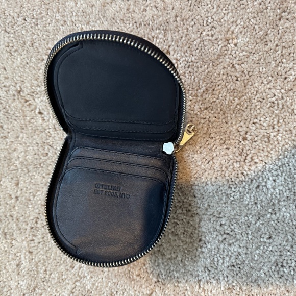 Telfar Wallet. - Picture 5 of 5